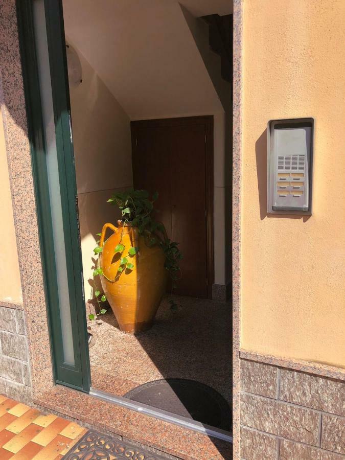 Atticus Apartment Giardini-Naxos Exterior foto