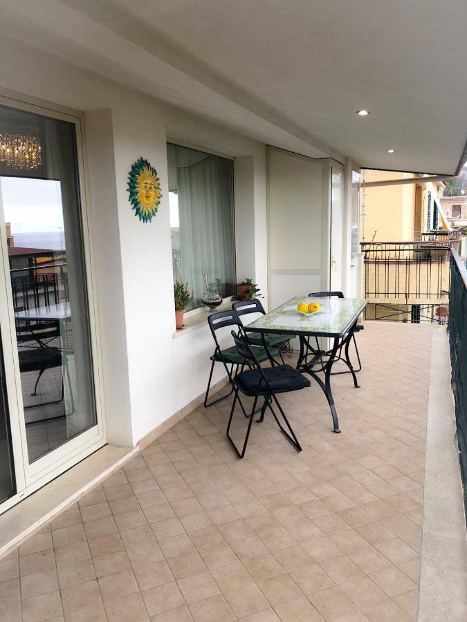 Atticus Apartment Giardini-Naxos Exterior foto